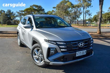 Silver 2026 Hyundai Tucson Wagon (Fwd)