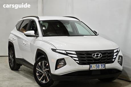 White 2023 Hyundai Tucson Wagon Elite (Awd)