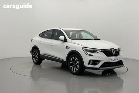 White 2023 Renault Arkana Coupe Zen