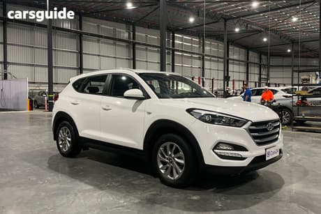 White 2017 Hyundai Tucson Wagon Active R-Series (Awd)