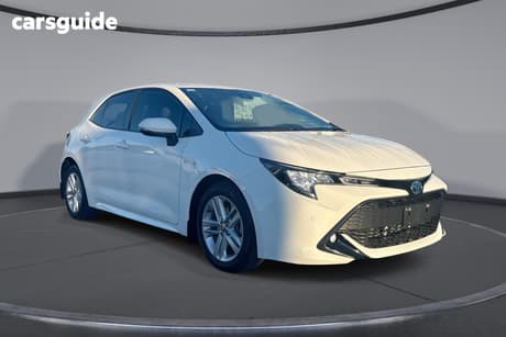 White 2022 Toyota Corolla Hatchback Sx Hybrid