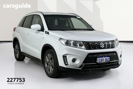 White 2023 Suzuki Vitara Wagon 1.6L