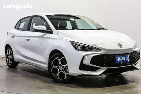 White 2025 MG MG3 Hatchback Essence