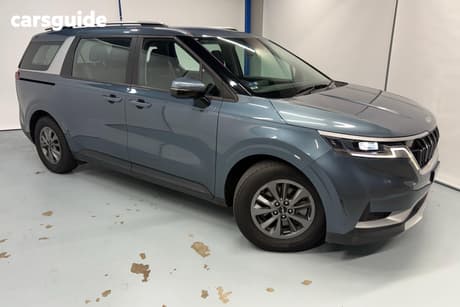 Blue 2022 Kia Carnival Wagon S