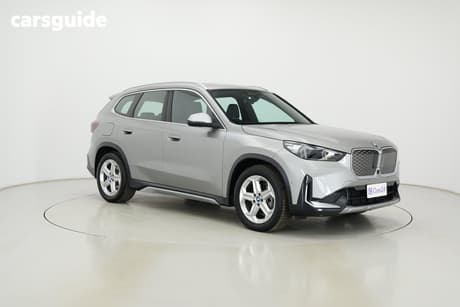 Silver 2024 BMW IX1 Wagon Edrive20 Xline