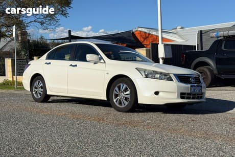 White 2011 Honda Accord Sedan Vti