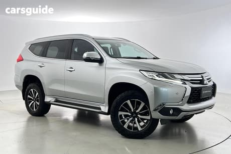 Silver 2019 Mitsubishi Pajero Sport Wagon Exceed (4X4) 7 Seat