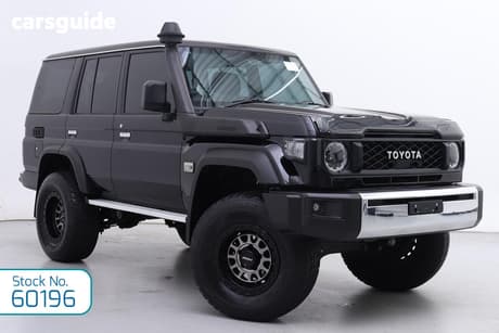 Black 2025 Toyota Landcruiser 70 Series Wagon Lc76 Gxl + Diff Locks
