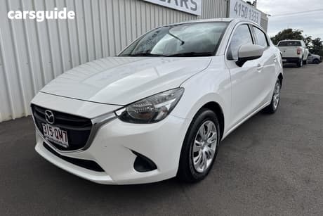 White 2017 Mazda 2 Sedan Maxx