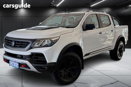 White 2018 HSV Colorado Crew Cab Pickup Sportscat (4X4)