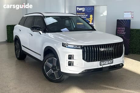 White 2025 Jaecoo J7 Wagon Shs Summit