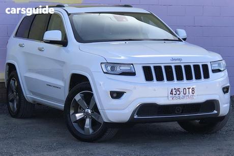 White 2015 Jeep Grand Cherokee Wagon Overland (4X4)
