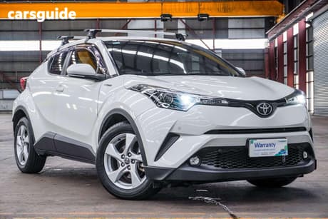 White 2017 Toyota C-HR Wagon (2Wd)