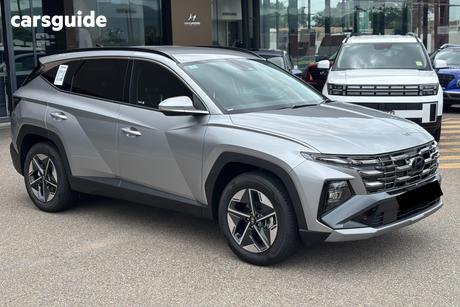 Silver 2026 Hyundai Tucson Wagon Hybrid (Fwd)