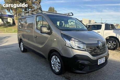 Bronze 2015 Renault Trafic Commercial LWB