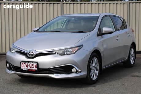 Silver 2017 Toyota Corolla Hatchback Ascent Sport
