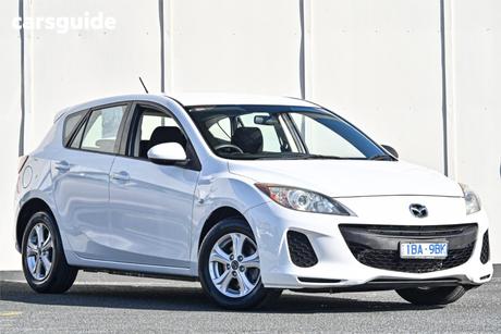 White 2013 Mazda 3 Hatchback Neo