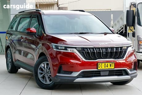 Red 2024 Kia Carnival Wagon S