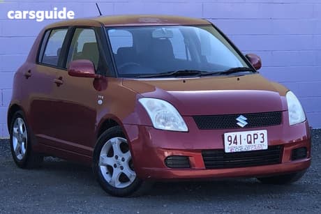 Red 2006 Suzuki Swift Hatchback
