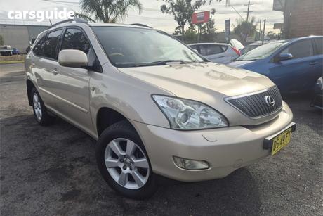 Gold 2005 Lexus RX330 Wagon Sports