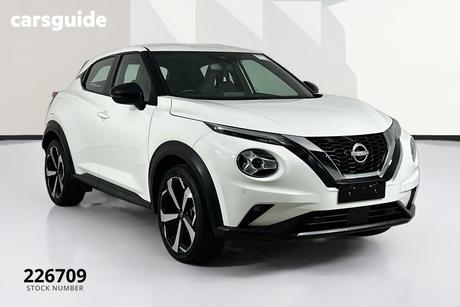 White 2023 Nissan Juke Hatchback St-L