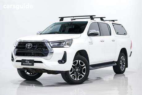 White 2021 Toyota Hilux Double Cab Chassis Sr5 (4X4)