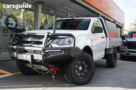 White 2024 Isuzu D-MAX Cab Chassis Sx (4X4)