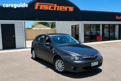 2010 Subaru Impreza Hatchback R (Awd)