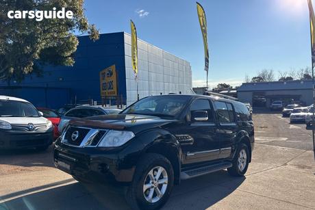 Black 2012 Nissan Pathfinder Wagon Ti 550 (4X4)