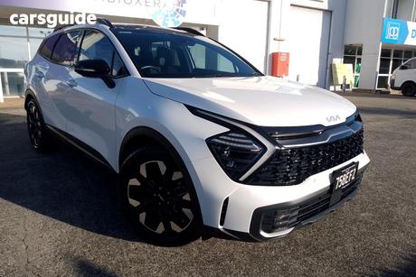 White 2025 Kia Sportage Wagon S (Awd)