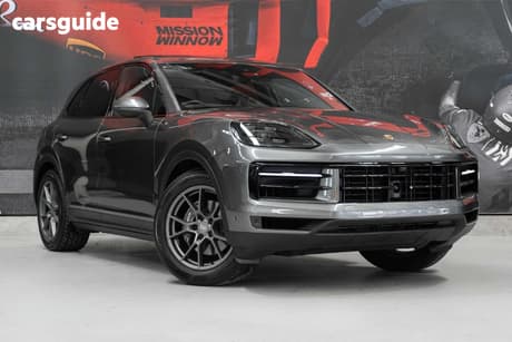 Grey 2023 Porsche Cayenne Wagon