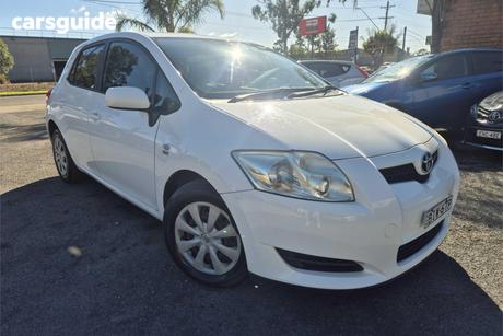 White 2008 Toyota Corolla Hatchback Ascent