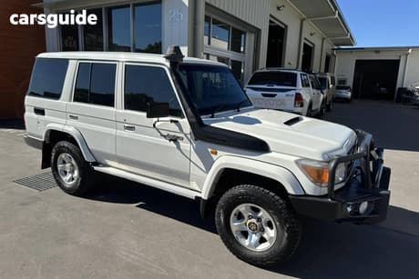White 2015 Toyota Landcruiser Wagon Gxl (4X4)