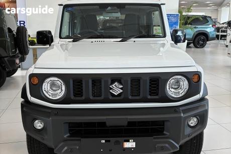White 2025 Suzuki Jimny Wagon Glx