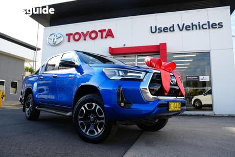 Blue 2023 Toyota Hilux Ute Tray 4X4