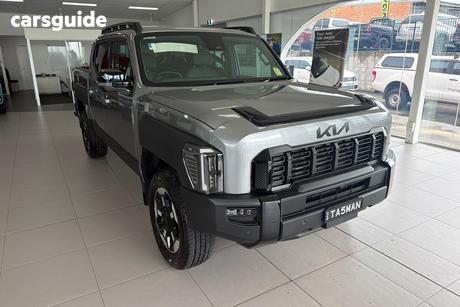 Grey 2026 Kia Tasman Double Cab Chassis Sx (4X4) Black Fender