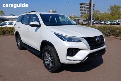 White 2024 Toyota Fortuner Wagon Gx