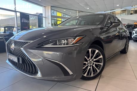 Grey 2021 Lexus ES300H Sedan Luxury (Hybrid)