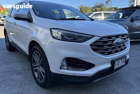 White 2019 Ford Endura Wagon Titanium (Awd)