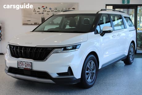 White 2023 Kia Carnival Wagon S