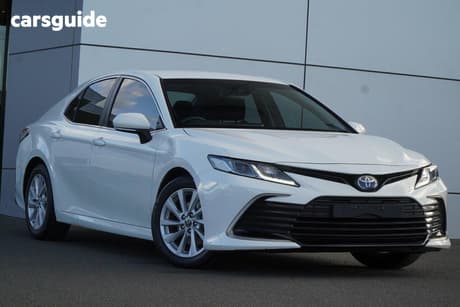 White 2021 Toyota Camry Sedan Ascent
