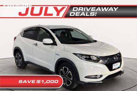 White 2014 Honda VEZEL HYBRID SUV X