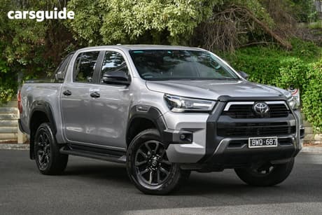 2021 Toyota Hilux Rogue (4X4)