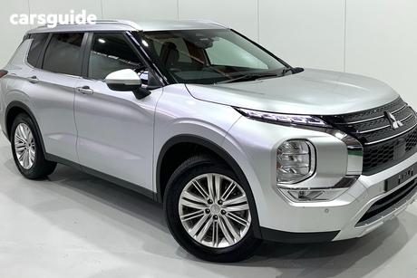 Silver 2025 Mitsubishi Outlander Wagon Ls 7 Seat (2Wd)