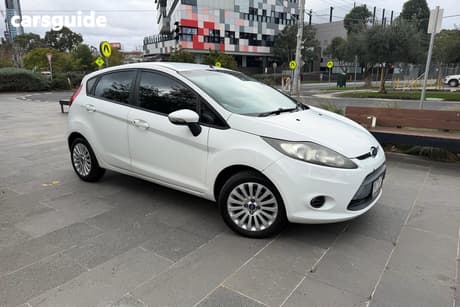 White 2011 Ford Fiesta Hatchback Lx
