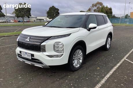 White 2023 Mitsubishi Outlander Wagon Ls 7 Seat (2Wd)
