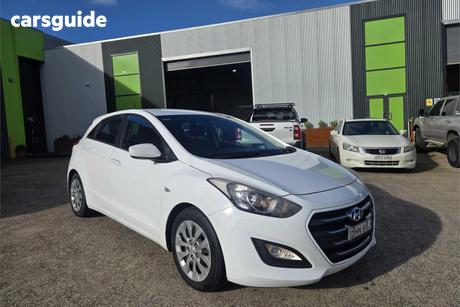 White 2016 Hyundai I30 Hatchback Active