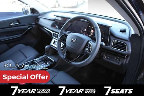Black 2025 Mahindra XUV700 Wagon Ax7L