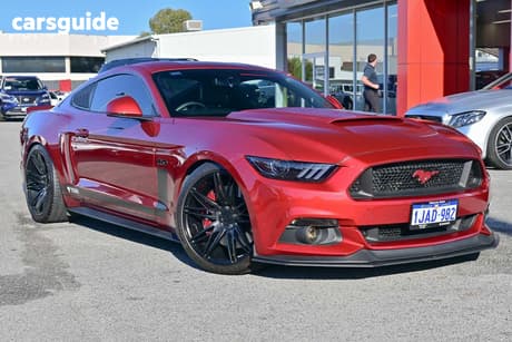 Red 2016 Ford Mustang Coupe Fastback Gt 5.0 V8