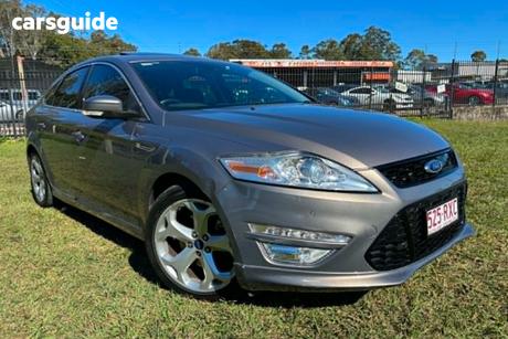 Grey 2011 Ford Mondeo Hatchback Titanium